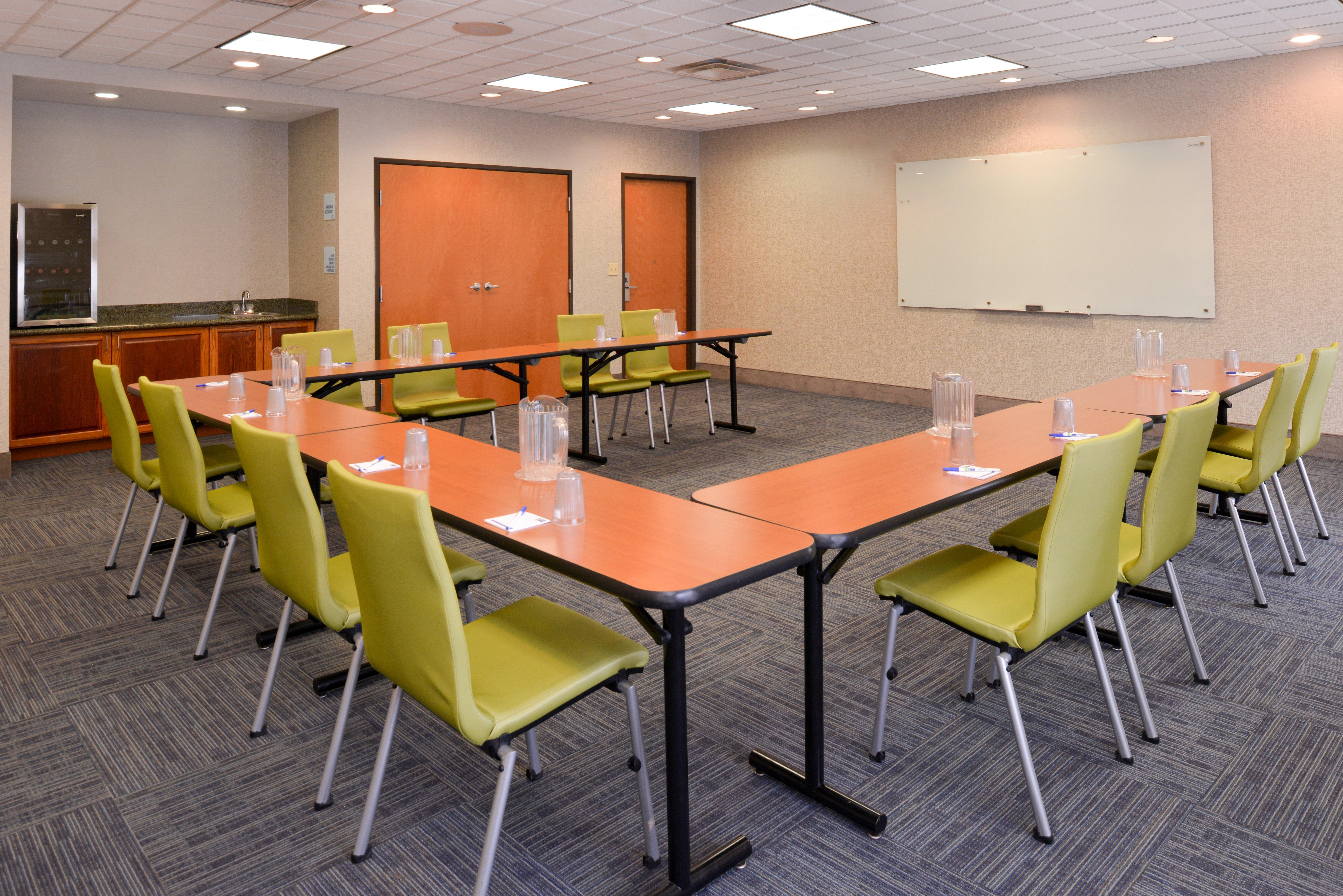 Holiday Inn Express Mineral Wells By Ihg Parkersburg Exteriér fotografie