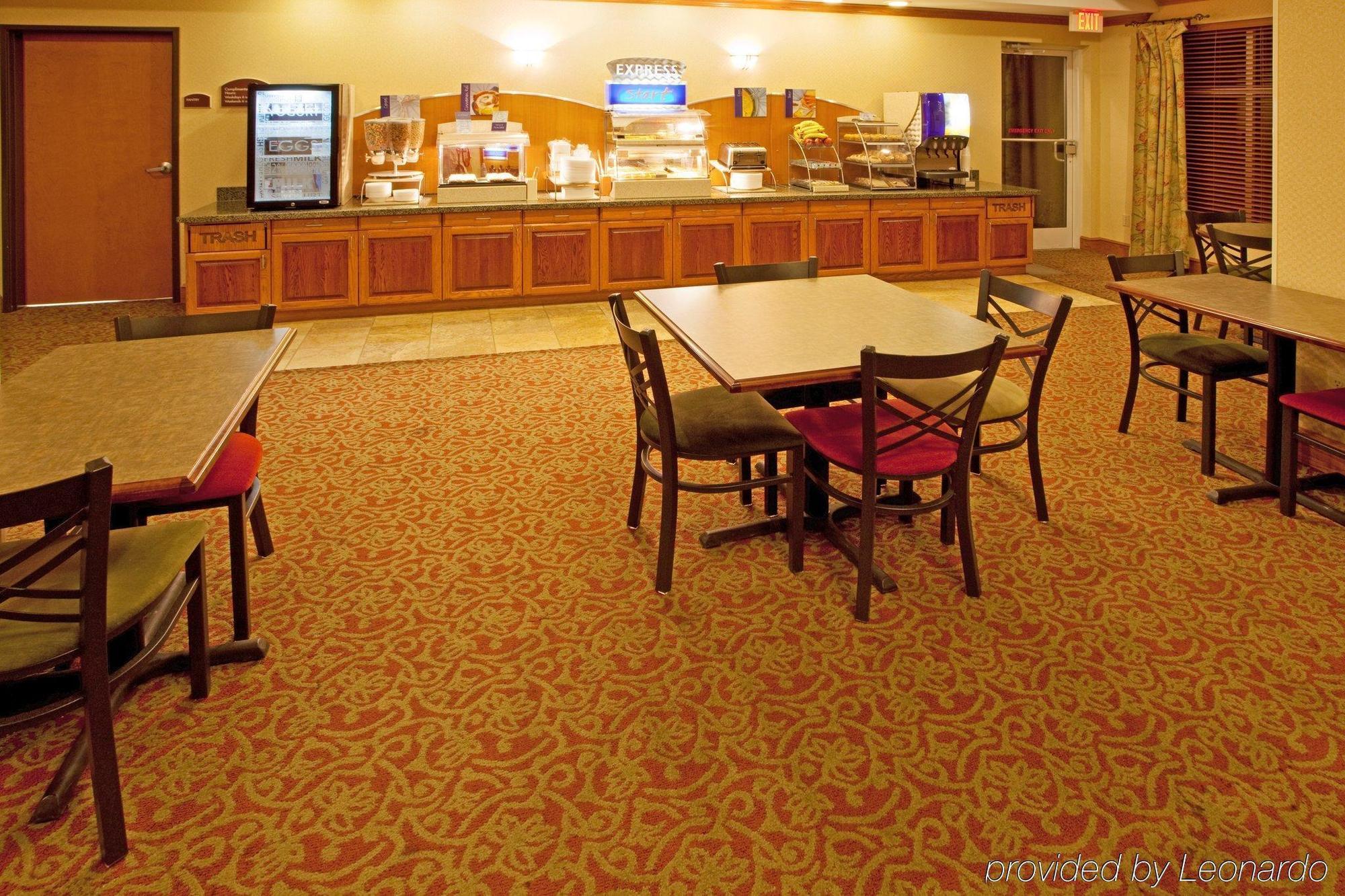Holiday Inn Express Mineral Wells By Ihg Parkersburg Exteriér fotografie