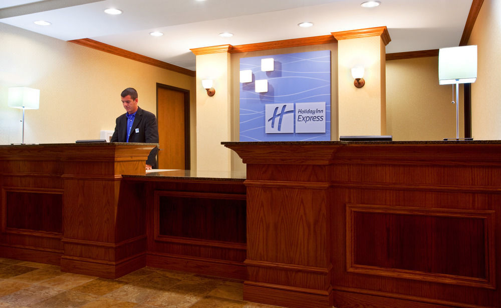 Holiday Inn Express Mineral Wells By Ihg Parkersburg Exteriér fotografie