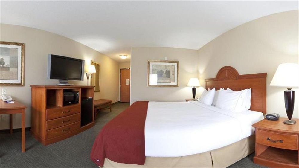 Holiday Inn Express Mineral Wells By Ihg Parkersburg Exteriér fotografie