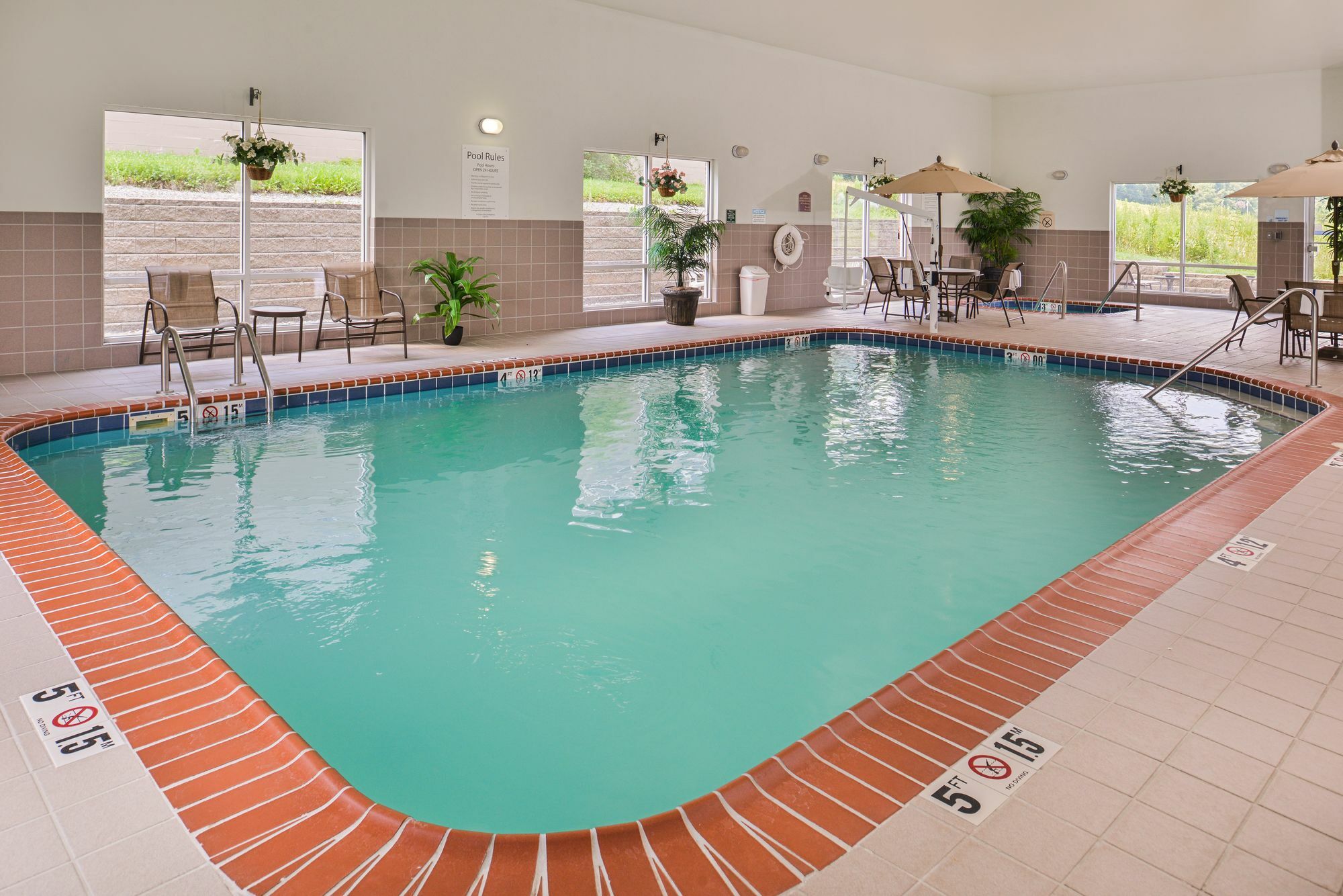 Holiday Inn Express Mineral Wells By Ihg Parkersburg Exteriér fotografie