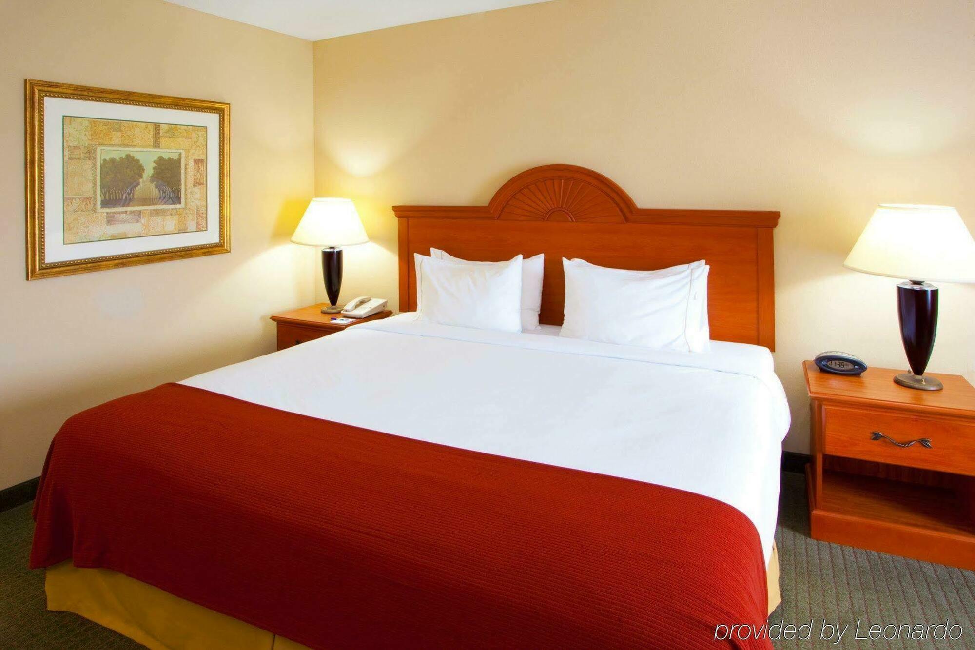 Holiday Inn Express Mineral Wells By Ihg Parkersburg Exteriér fotografie